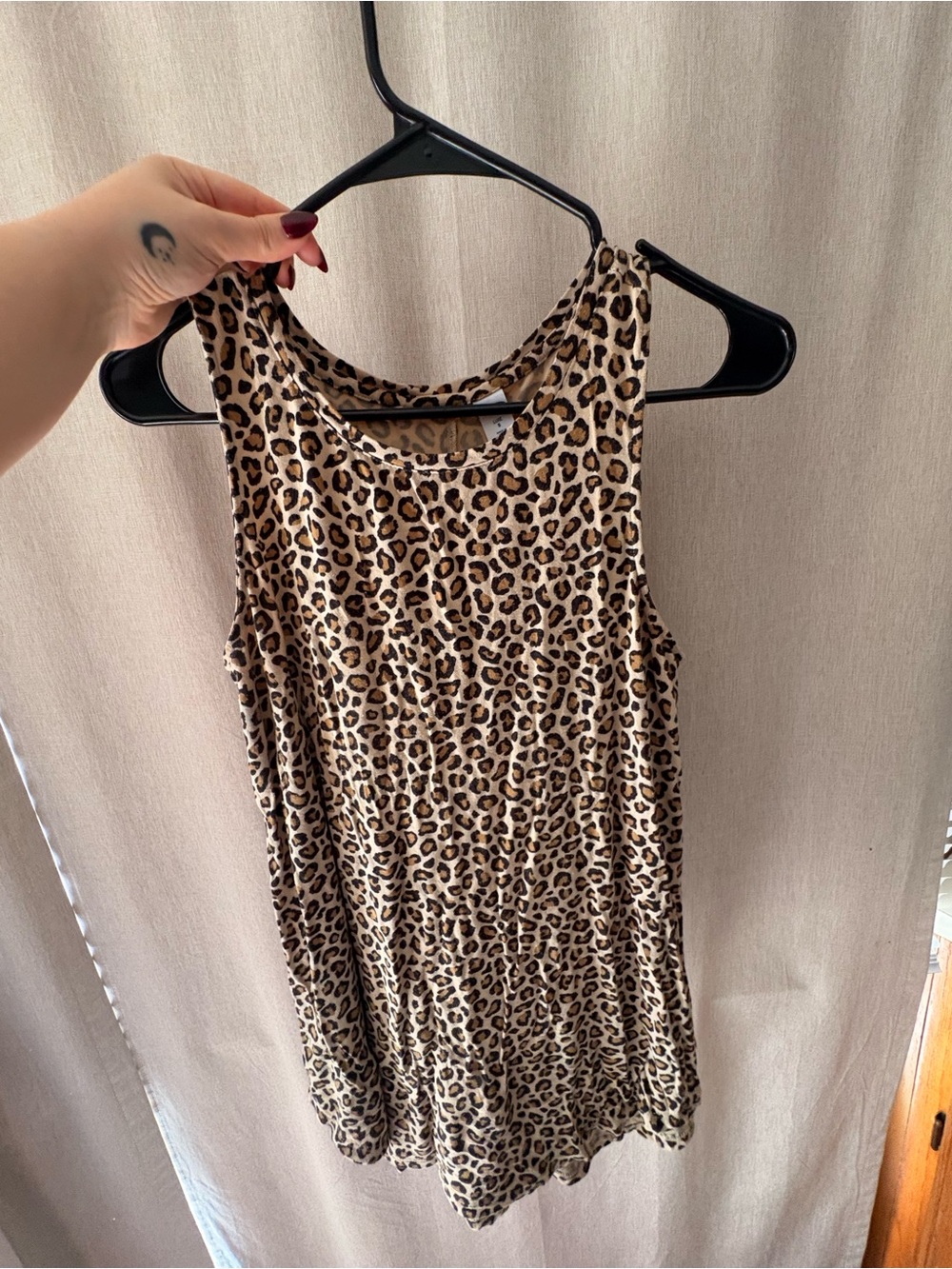 Old Navy Leopard Print Sleeveless Tank Top